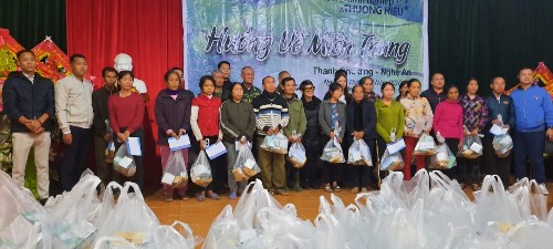 Tạp chí Doanh nghiệp & Thương hiệu kết hợp với các doanh nghiệp: Hướng về Nghệ An thương yêu